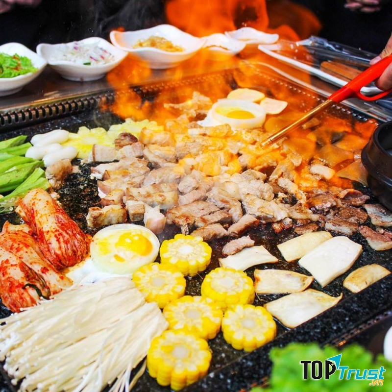 Buffet ngon, hấp dẫn tại nhà hàng