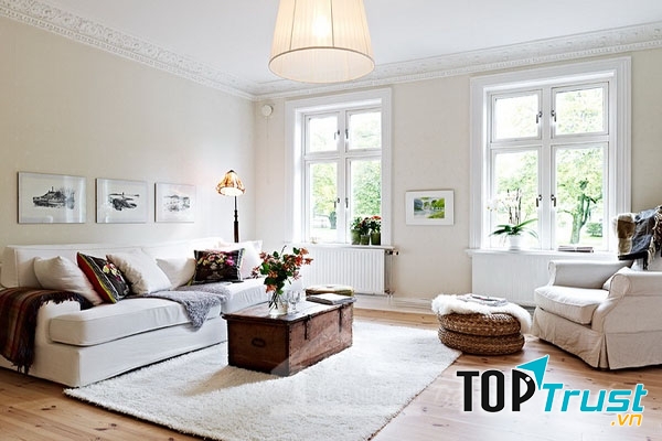 Dọn dẹp và lau sạch toàn bộ căn nhà