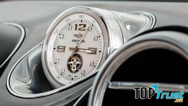 Đồng hồ cho xe Bentley Bentayga: 160.000 USD