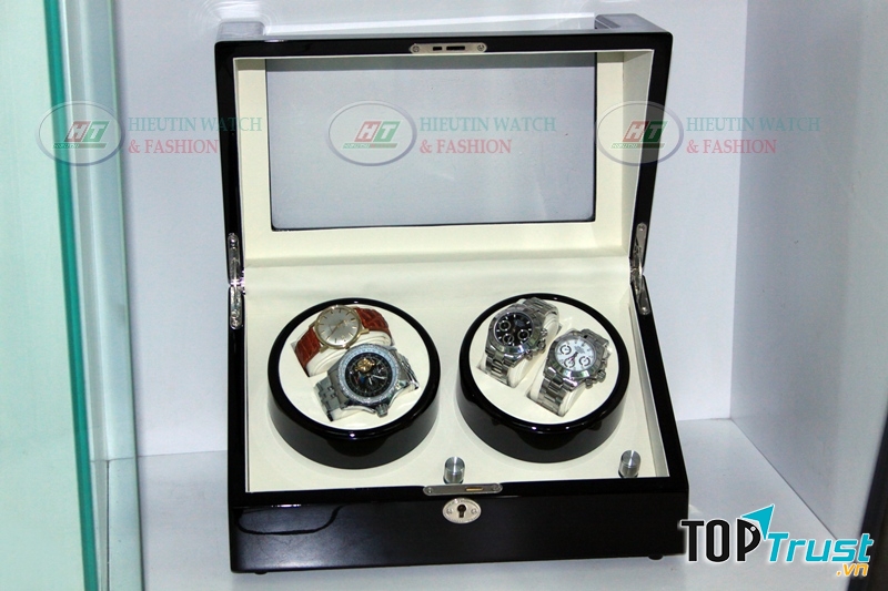 Đồng hồ Hiếu Tín