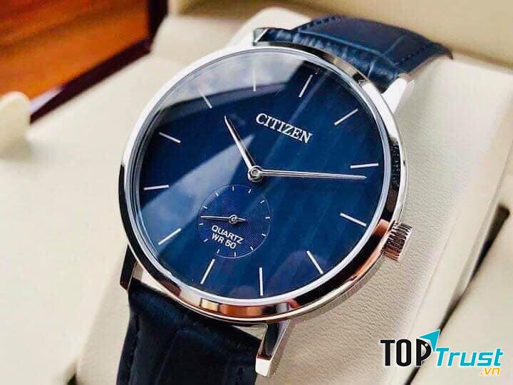 Đồng hồ Tân Tân