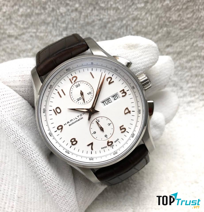 Đồng hồ Thế Tuấn