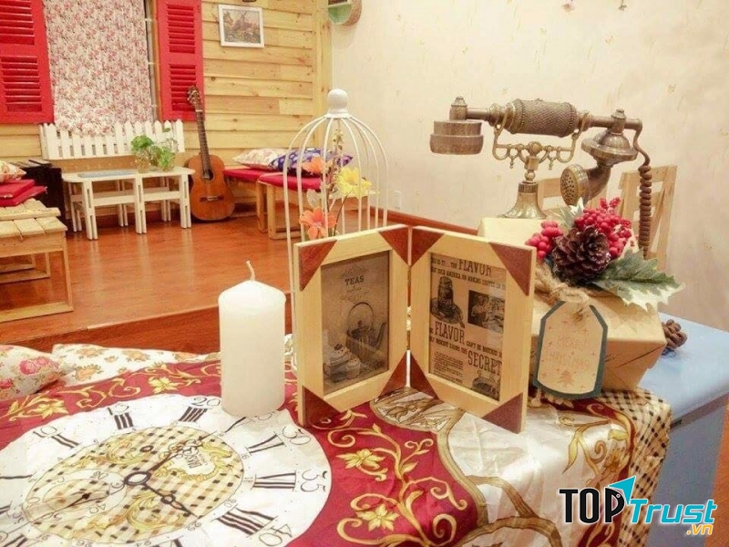 Đồng hoa - Cafe & bánh ngọt