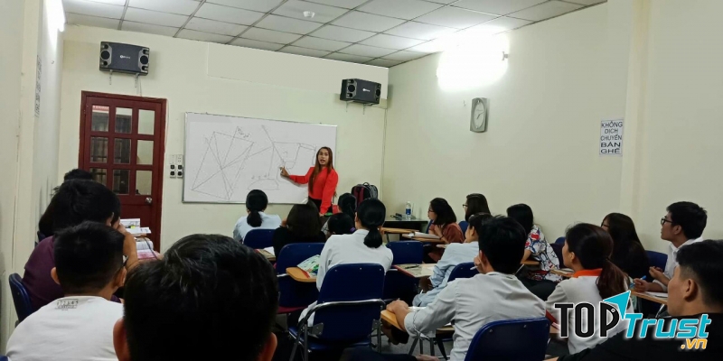 Đông Phương Cát