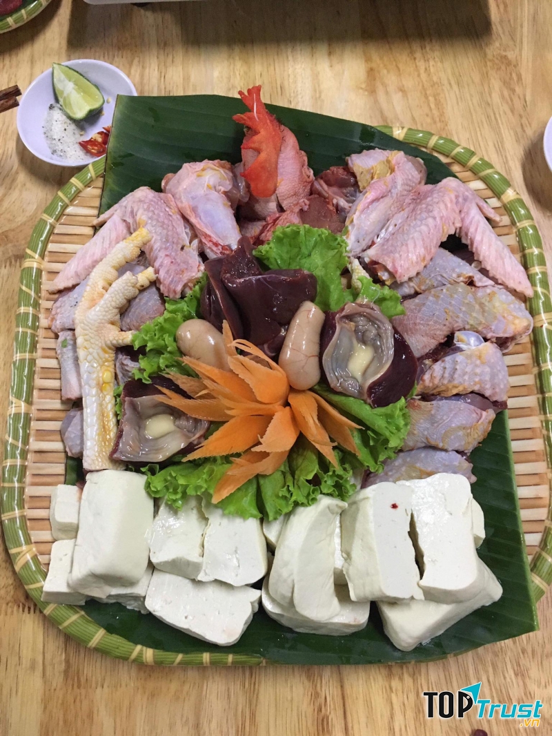 Thực phẩm luôn tươi ngon tại Đồng Quê Quán