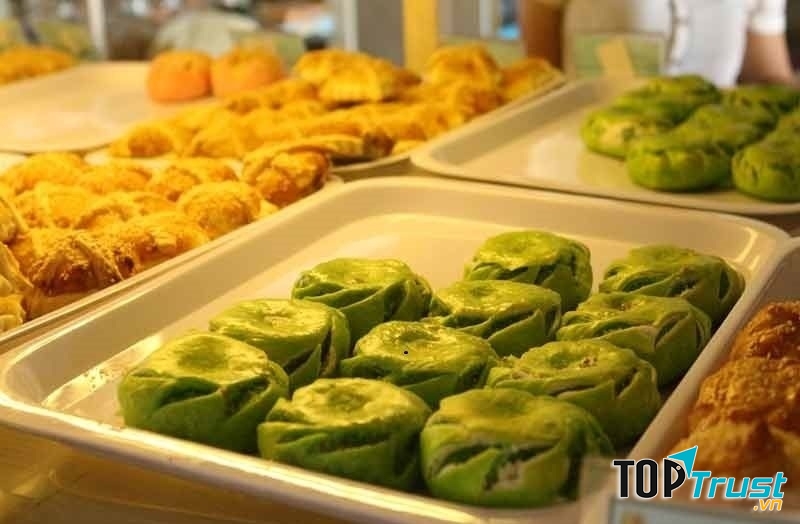 Bánh ngọt Đồng Tiến Bakery