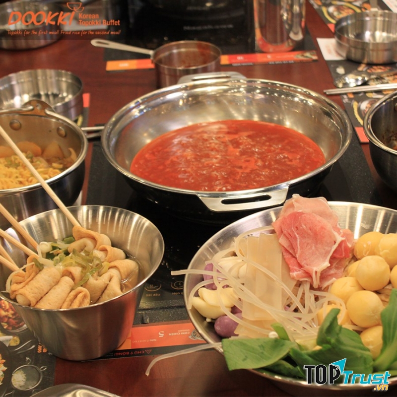 Buffet lẩu tokbokki