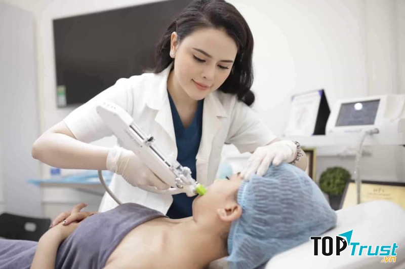 Dr. Huệ Clinic & Spa