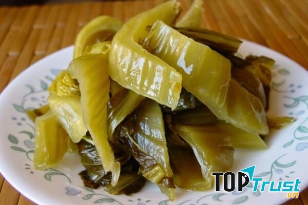 Dưa muối rất hấp dẫn