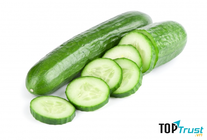 Dưa chuột giúp hạn chế nẻ môi