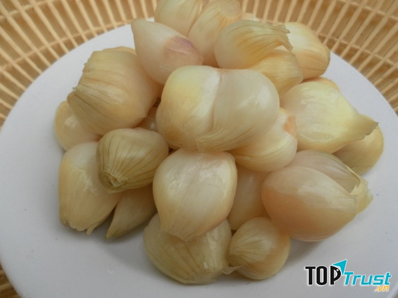 Dưa hành là món ăn bình dị.