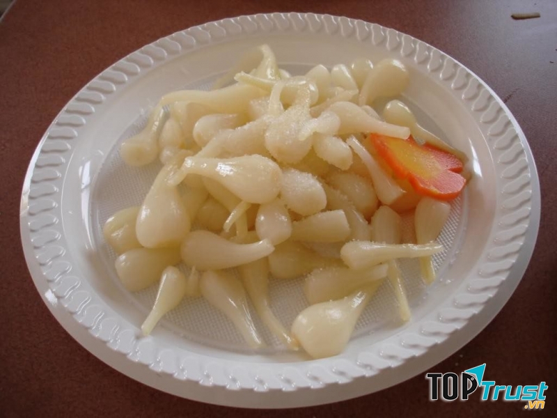 Dưa hành là món ăn bình dị, dân dã nhưng vô cùng độc đáo