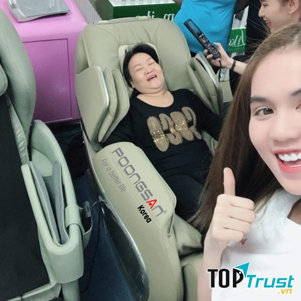 Hãy cho mẹ tận hưởng cuộc sống khi còn có thể bạn nha!