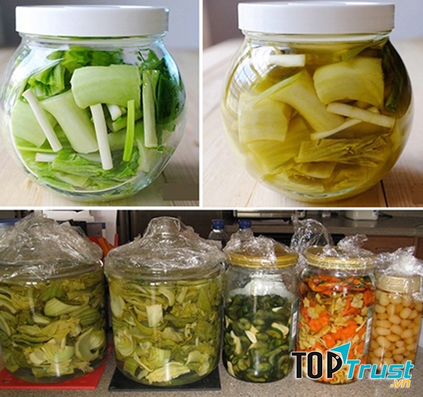 Dưa muối chưa đạt yêu cầu (hình bên trái)