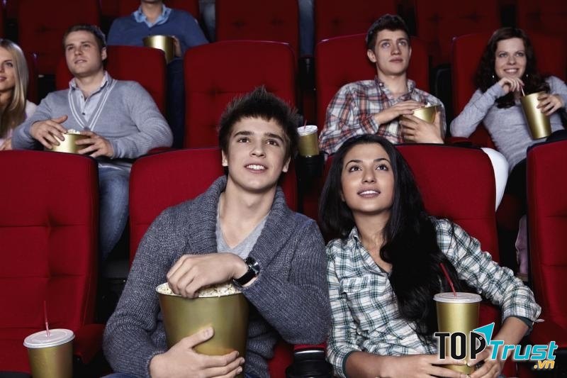 Đi xem phim sẽ giúp cho người phụ nữ của bạn sẽ cảm thấy hạnh phúc và vui vẻ