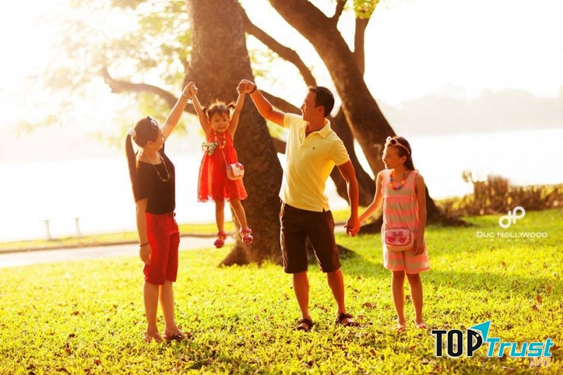 Đức Hollywood Studio