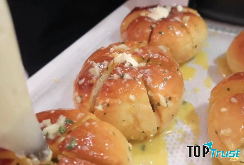 Duc Thanh Bakery & Café