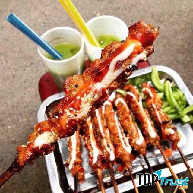 Đức Trọc - bánh tôm, thịt nướng