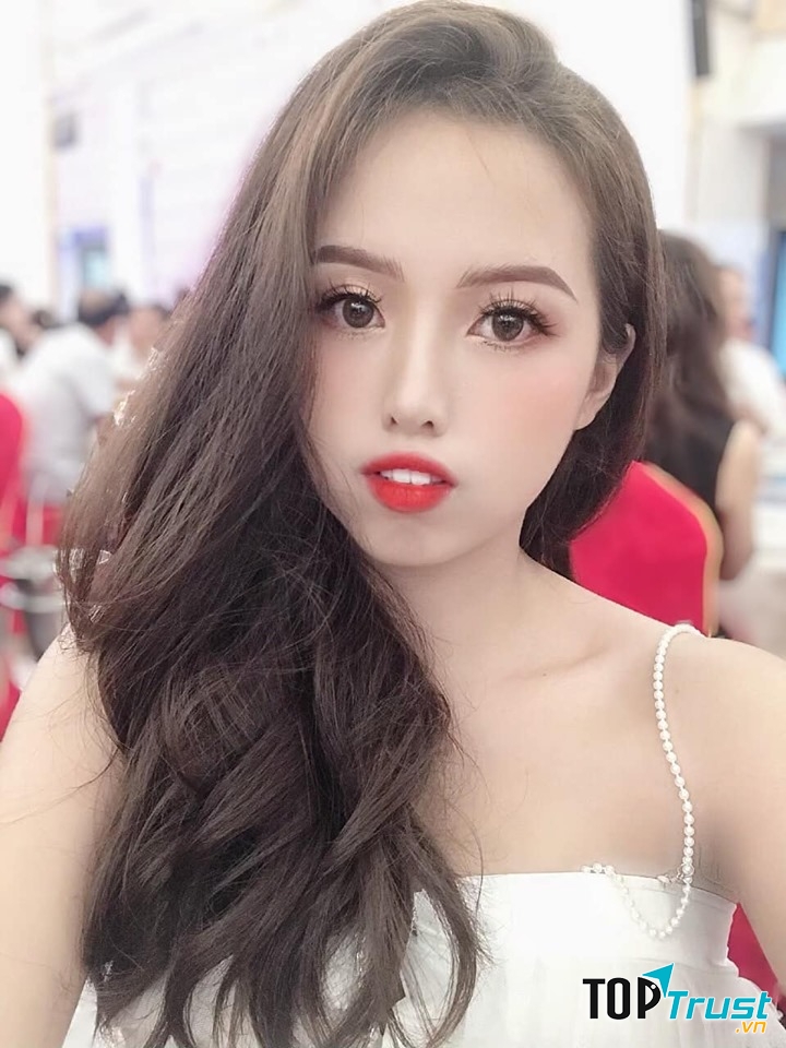 Dundun Bridal Makeup Studio