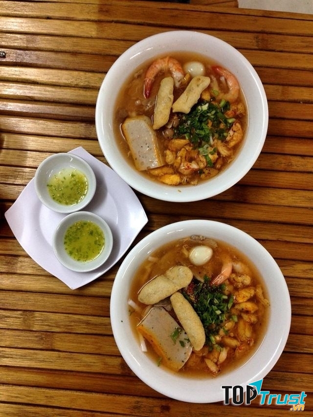 Dung - Bánh Canh Cua
