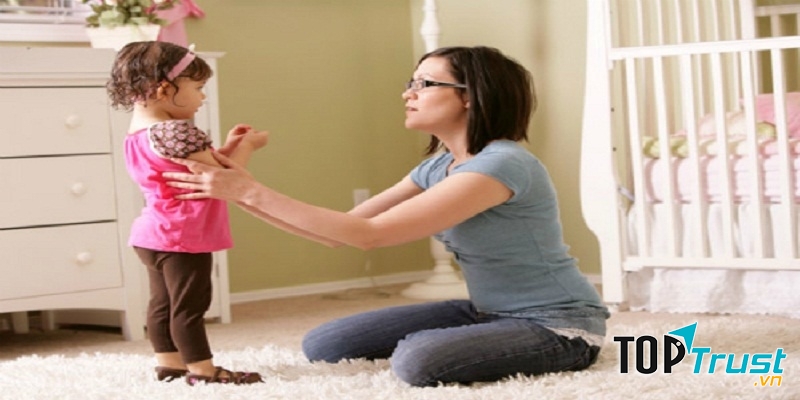 Hãy trả lời tất cả câu hỏi của bé.