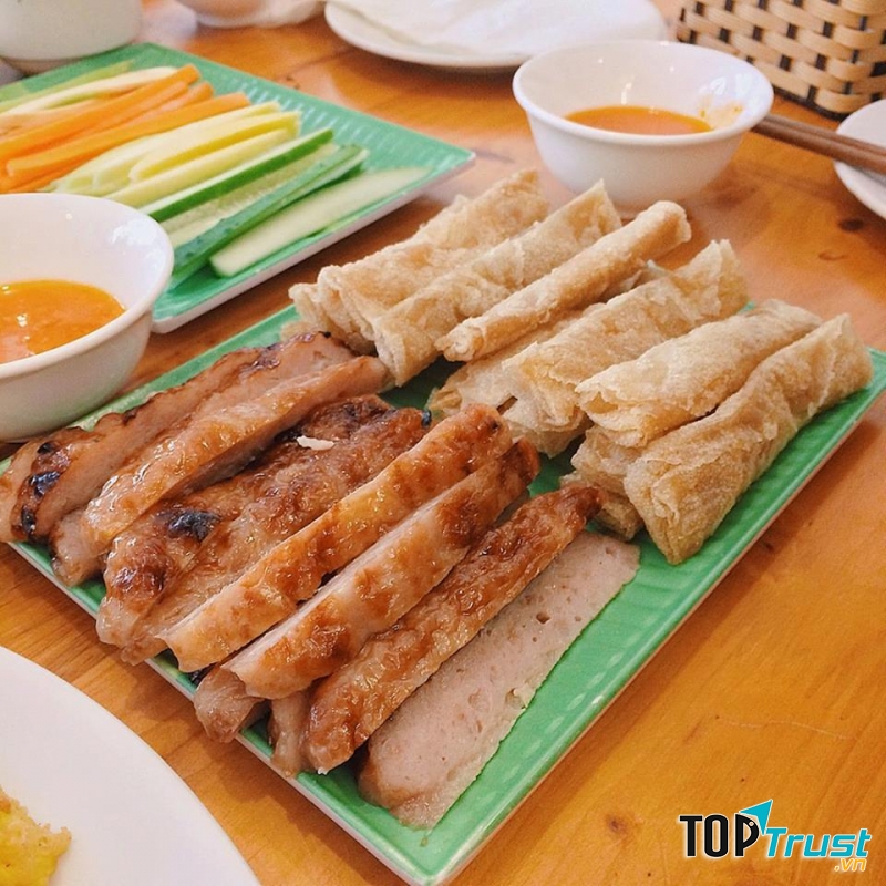 Dũng Béo - Nem Nướng Nha Trang, Lẩu & Ốc Nóng