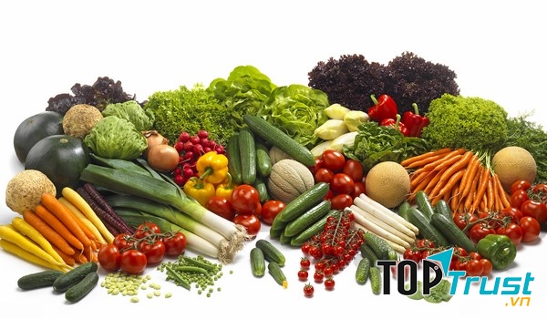 Dùng các thực phẩm tốt cho mùa hè