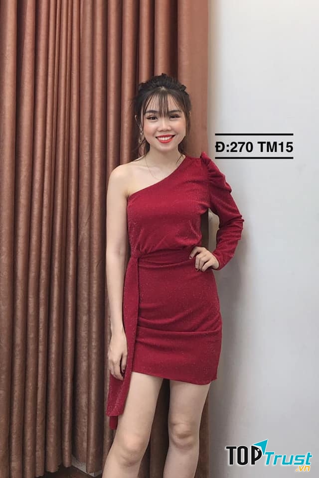 Mẫu đầm lệch vai tại Dung Chíp Store