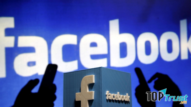 Đừng đăng bất cứ status bi lụy nào lên mạng xã hội