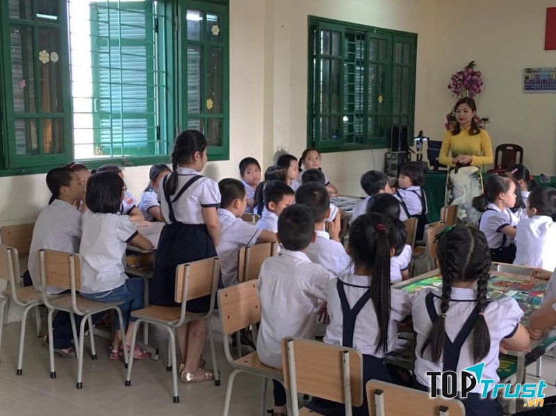 Dùng dấu hiệu -  bí quyết giúp giữ trật tự trong lớp