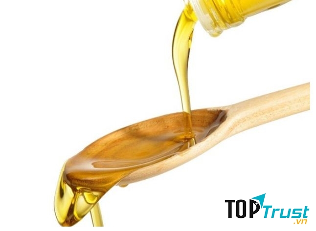 Dầu vừng, một nguyên liệu không thể thiếu khi nấu cháo bằng nồi cơm điện