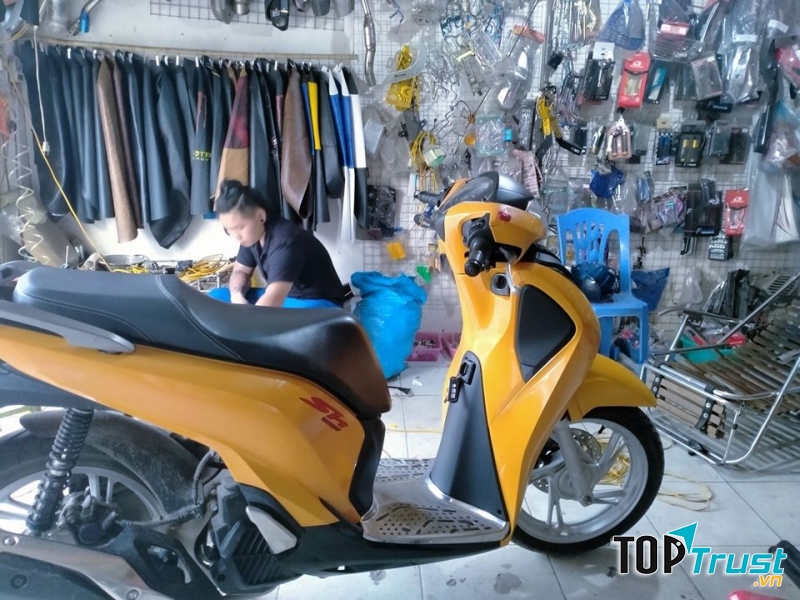 Dũng Decal - chuyên dán team xe máy,ô tô,đồ chơi xe