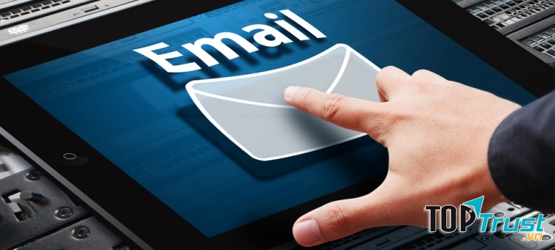 Không viết email để trống phần nội dung