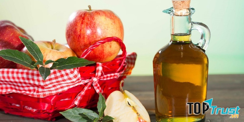 Làm dịu da và tẩy tế bào chết