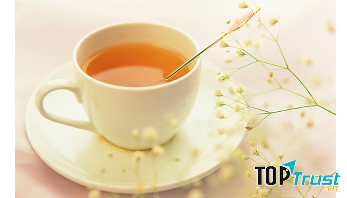 Đừng pha mật ong với nước sôi nhé