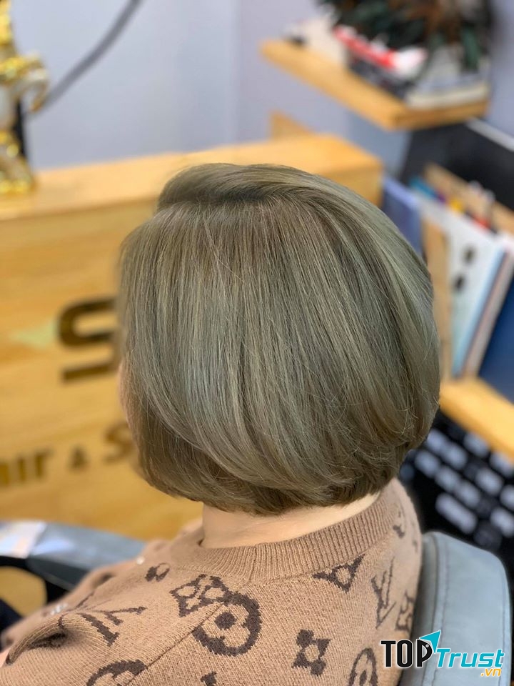 Dũng Seoul Hair Spa