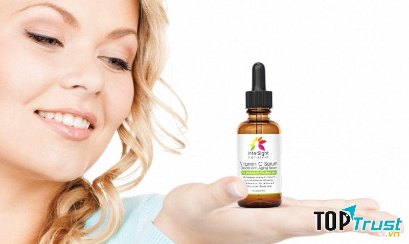 Dùng serum chống oxy hóa