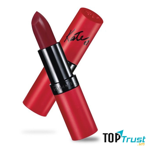 Dùng son môi bền màu