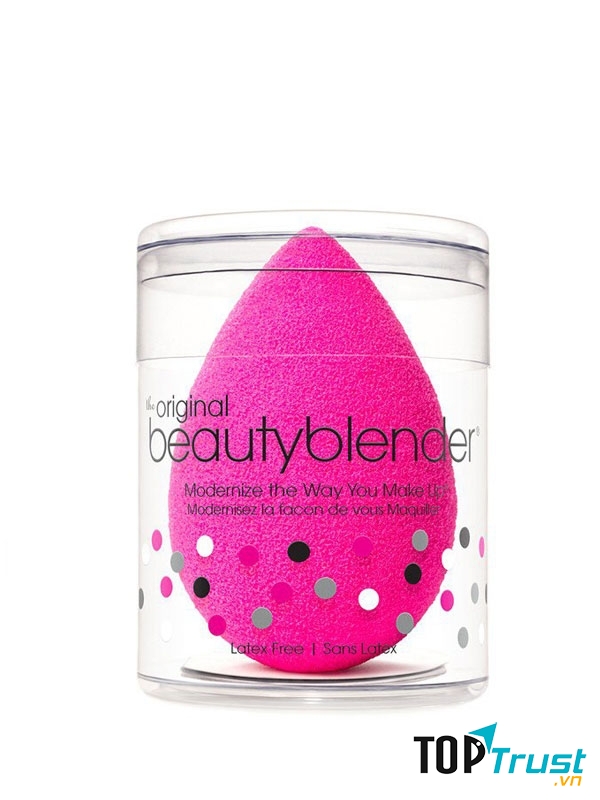 Beauty Blender không còn quá xa lạ với chị em phụ nữ, sản phẩm có giá khá cao: 21$ trên website, tương đương với 500.000 đồng