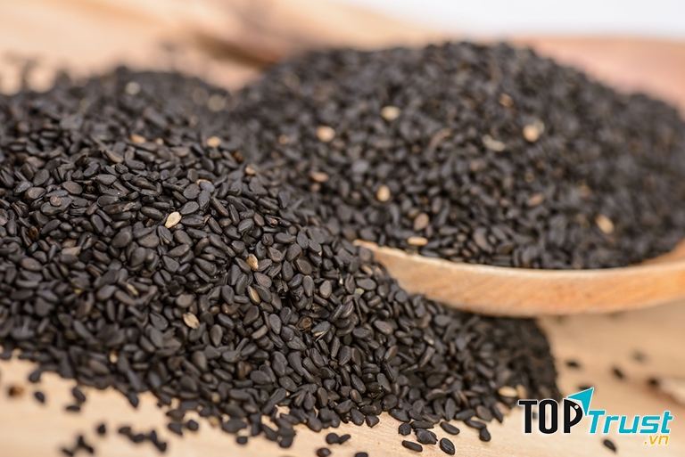 Dùng vừng đen để chữa bệnh trĩ