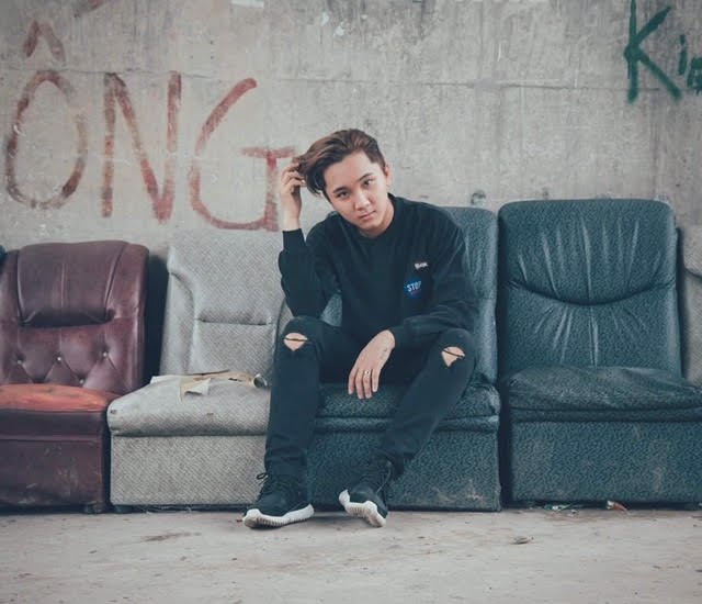 Facebook: Đăng Hải Trần