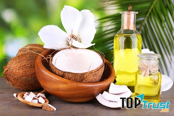 Dưỡng ẩm cho làn môi