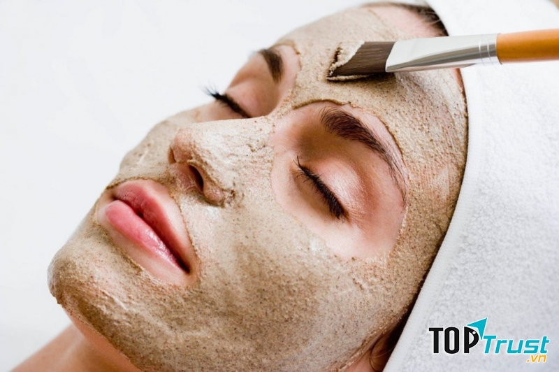 Dưỡng da bằng cám gạo