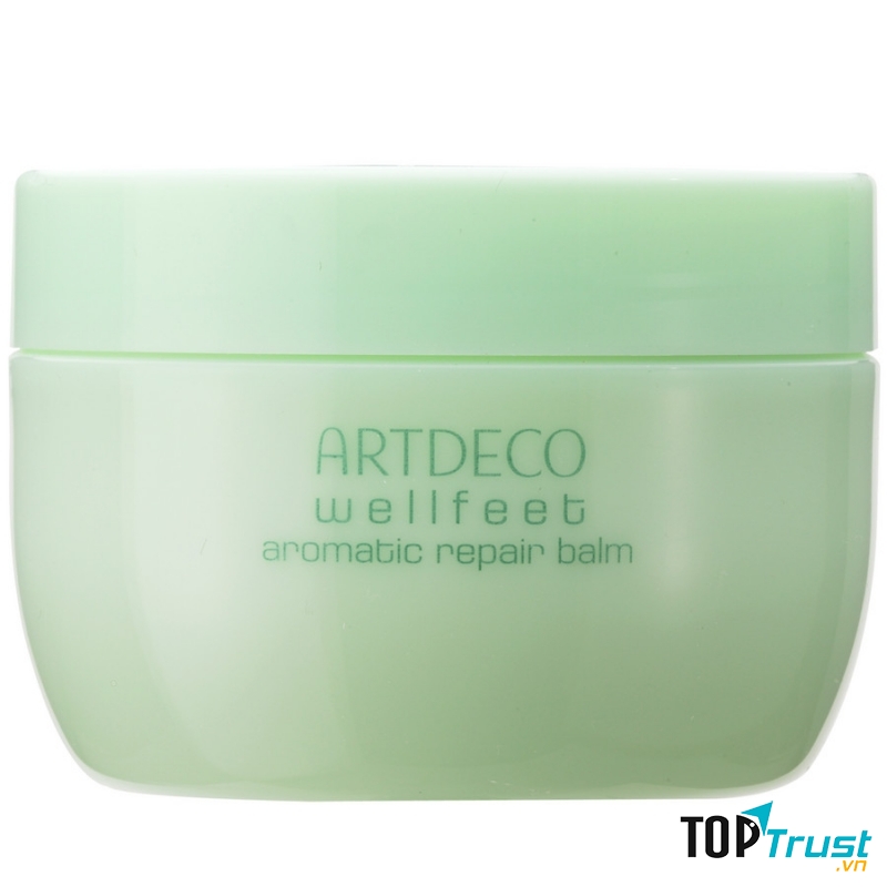 dưỡng da chân Aromatic Repair Balm và Nivea vỏ xanh