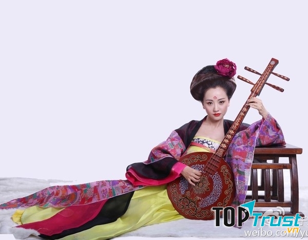 Dương Dung xinh đẹp trong vai Tô Liên Y (phim Chế tạo mỹ nhân)