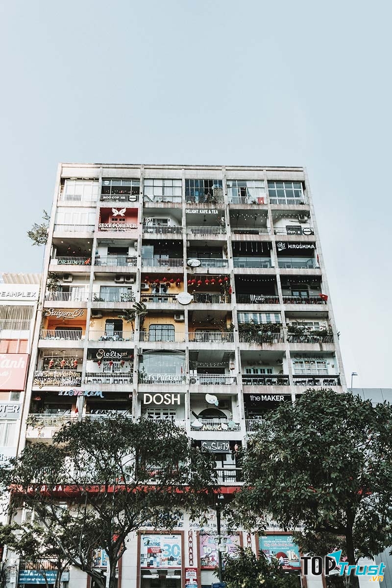 Đường Nguyễn Huệ