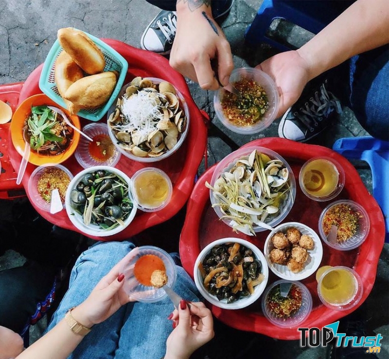 Duy Phương – Ốc & Ngao