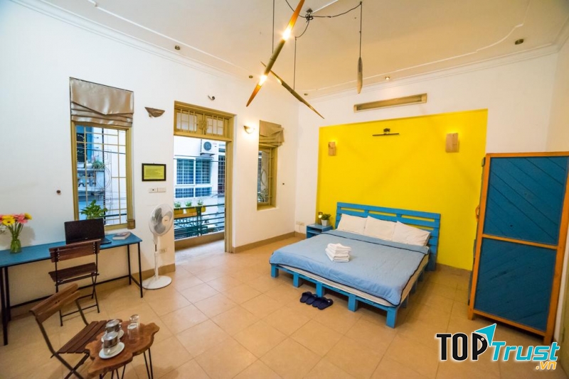 Mỗi phòng trong homestay này lại có cách trang trí, cách sắp đặt đồ vật và cả màu sắc chủ đạo khác nhau