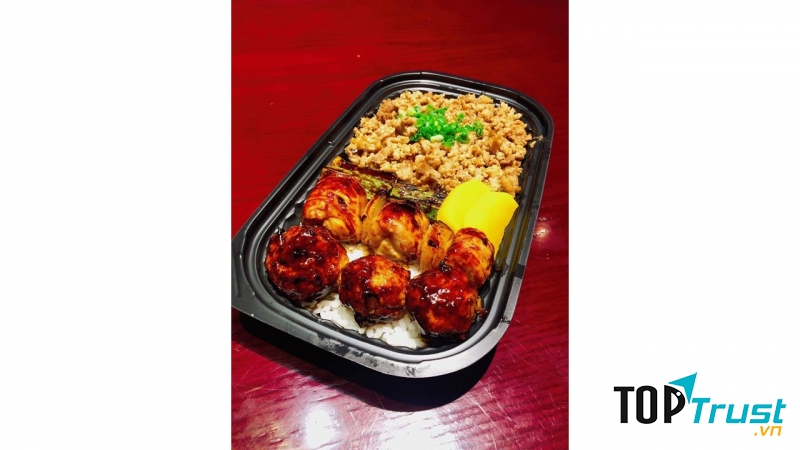 Ebisu うどんと炭火焼 えびす