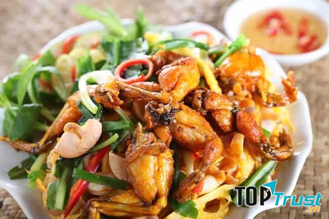 Ếch xào lá Quế